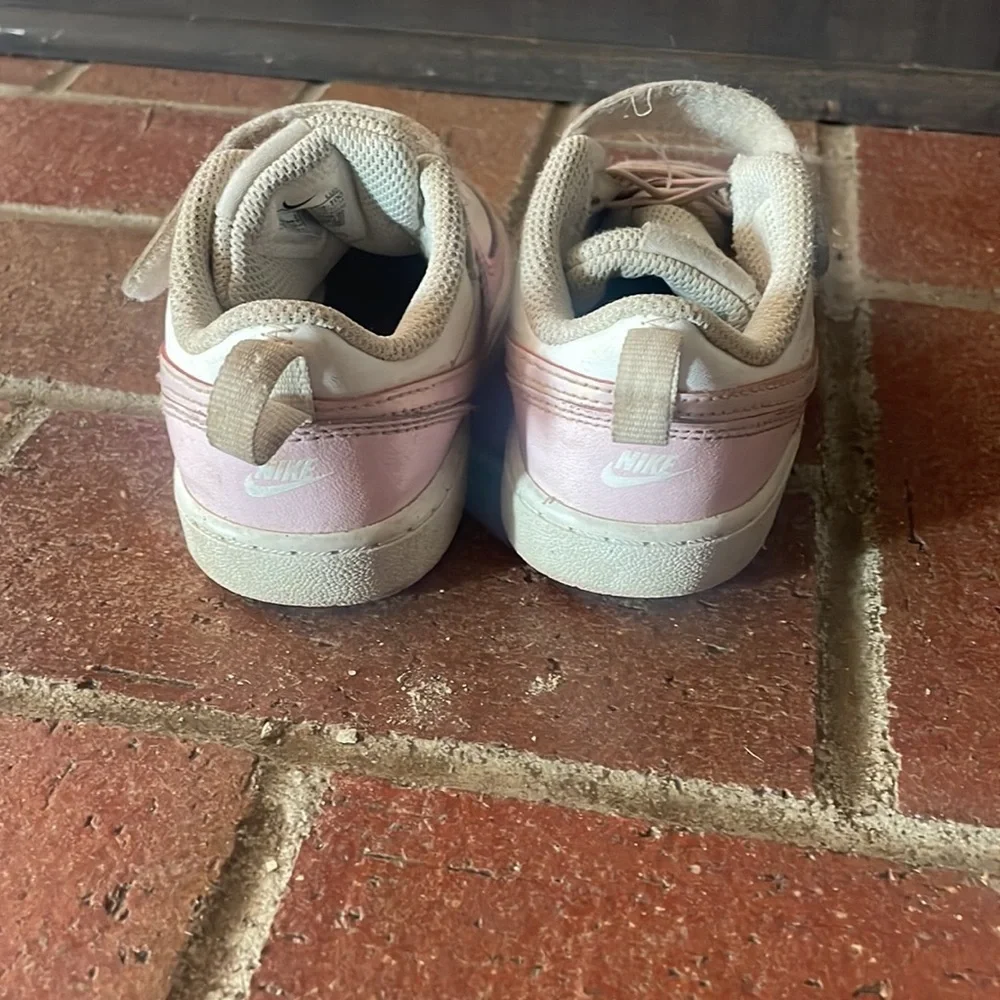 Nike White & Pink Sneakers‎